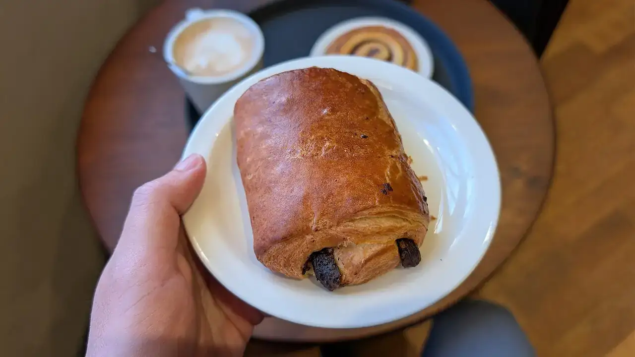Pain au chocolat in hand